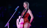 Sắc cam bí ẩn của Taylor Swift khiến fan tin rằng album mới sắp khởi động 