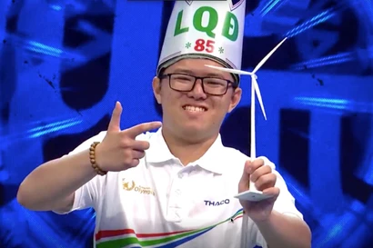 Nam sinh Khánh Hòa ngược dòng soán ngôi đầu, vào Chung kết năm Đường lên đỉnh Olympia 26