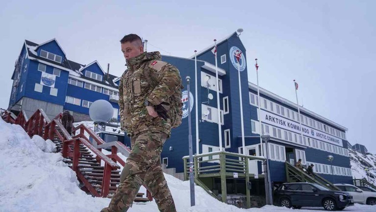 Mỹ dọa áp thuế các đồng minh không ủng hộ sáp nhập Greenland