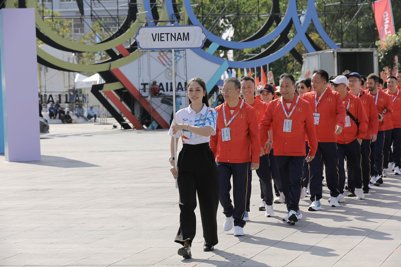 Вьетнамская спортивная делегация принимает участие в репетициях перед церемонией открытия. viet-nam.jpg