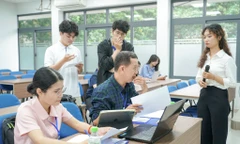 Thu nhập giảng viên trường tốp đầu TPHCM lên tới 85 triệu đồng 