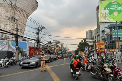 Cấm xe nhiều đường ở TPHCM để bắn pháo hoa Tết Dương lịch 2026 