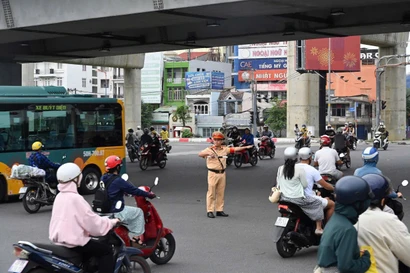 TP.HCM quyết dẹp 'xe dù, bến cóc' trước Tết Nguyên đán