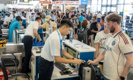 Gần 70 triệu khách đi máy bay trong 11 tháng 