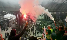 Cảnh báo du lịch tới Pháp