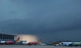 460 chuyến bay bị ảnh hưởng bão số 5 