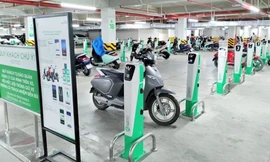 Hà Nội cấm xe máy xăng từ vành đai 1: Dự báo thị trường thiết bị sạc, pin xe điện