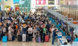 Siết quy trình kiểm tra hành lý xách tay tại sân bay