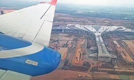 Hình ảnh chuyến bay hiệu chuẩn đầu tiên tại sân bay Long Thành