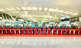 Khánh thành ga T2 Nội Bài mở rộng, chuyến bay đầu tiên cất cánh đi Long Thành 