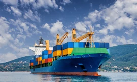 Doanh nghiệp hàng hải lãi lớn, nhưng sóng gió chưa dừng lại