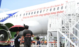 Lý do Việt Nam chưa sản xuất được con ốc trên bánh máy bay 100 USD