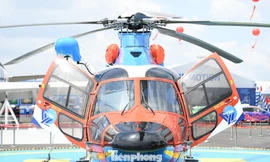 Tận thấy máy bay chở khách VIP, cứu hộ có thể tự động lái của Việt Nam