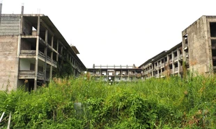 Công trình trường học bỏ hoang 8 năm tại phường rất thiếu chỗ học