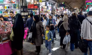 Xung đột với Mỹ kéo dài, hàng triệu người Iran đối mặt nguy cơ thất nghiệp