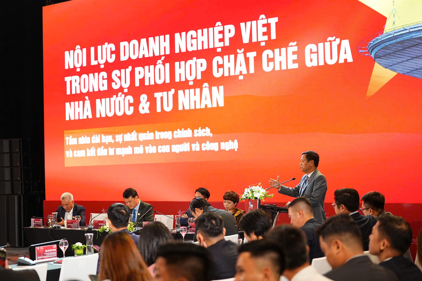 Phiên 4 tại Diễn đàn Kinh tế tư nhân Việt Nam 2025 diễn ra chiều 15/9. Ảnh: Trọng Quân z7014577644445-26faebbb45001fc75b0afd9578f82e85.jpg