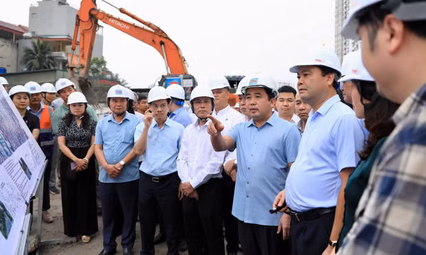 Bí thư Hà Nội Trần Đức Thắng ra 'tối hậu thư' khi kiểm tra 3 dự án trọng điểm