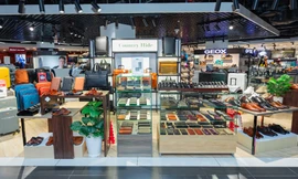 GLEA kết hợp LUG ra mắt bộ sưu tập da thật 2026: 'Chạm chất thật – Khắc dấu hành trình'