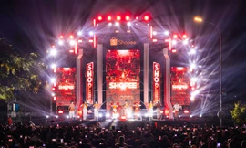 Shopee mang đại nhạc hội đến với công nhân mùa cuối năm