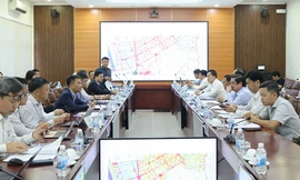 Tỉnh Cà Mau làm việc với EVNNPT về triển khai các dự án truyền tải điện