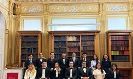Trí tuệ trẻ Việt Nam tỏa sáng tại Viện Hàn lâm Khoa học Hoàng gia Anh