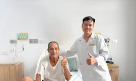 Cứu sống cụ ông 77 tuổi đột quỵ do nhồi máu não, liệt nửa người tại Phú Quốc