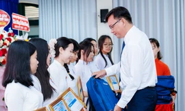 Sacombank 'Ươm mầm cho những ước mơ' – Chung tay vun đắp thế hệ trẻ