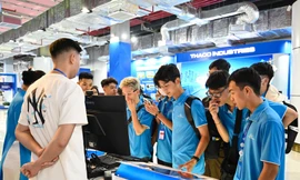 Điểm sàn và dự báo điểm chuẩn Trường Đại học CMC năm 2025 