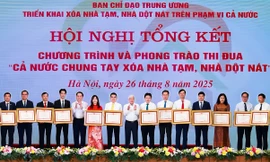 HDBank chung tay đóng góp trên 2.600 căn nhà tạm được xây mới