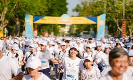 10.322 chiến binh chạy 'Vì tầm vóc Việt' tại S-Race Cần Thơ