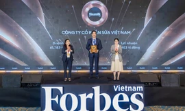 Vinamilk đứng đầu top 25 thương hiệu dẫn đầu 2025 của Forbes Việt Nam