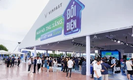 Chủ xe Lexus RX muốn đổi sang VinFast VF 8 vì 'tiết kiệm chi phí, sạc pin chẳng đáng lo'