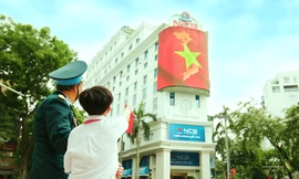 Điều gì khiến MV Việt Nam – Tự hào tiếp bước tương lai 'phủ đỏ' mạng xã hội