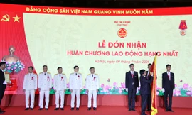 Ngành Thuế tiên phong chuyển đổi số, phấn đấu 100% thủ tục trực tuyến