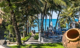 L’Azure: Thiên đường xanh bên bờ biển đảo ngọc