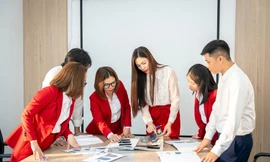 CERA Uniform đột phá với công nghệ xanh, chuyển đổi số: Hành trình phát triển bền vững