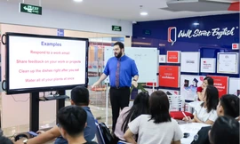 Tiếng Anh – từ “lợi thế” thành “điều kiện bắt buộc” của người đi làm Việt Nam 