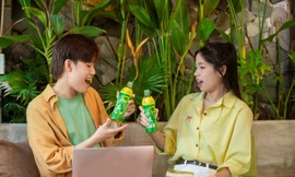 Một chai trà, triệu nhịp thở: Gen Z Việt tìm lại cân bằng giữa công việc và cuộc sống