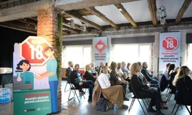 Philip Morris International tăng cường hợp tác công tư hỗ trợ chống buôn lậu 