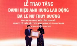 Phó Chủ tịch Tập đoàn KN Holings Lê Nữ Thùy Dương được phong tặng danh hiệu Anh hùng Lao Động