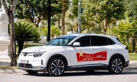 Khách hàng Việt mạnh tay chốt VinFast VF 8: Mạnh mẽ, công nghệ đỉnh, giá siêu hấp dẫn với loạt ưu đãi khủng
