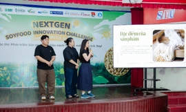 Sinh viên STU trình làng sản phẩm đậu nành thế hệ mới được doanh nghiệp đặt hàng