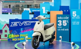 Vinfast bảo hành chính hãng 6 năm cho xe - 8 năm cho pin xe máy điện
