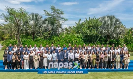 NAPAS vinh danh các đơn vị trung gian thanh toán tại hội nghị khách hàng 2025