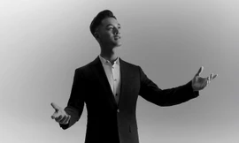 Ca sĩ Đức Tuấn làm mới siêu phẩm nhạc Việt trong đại nhạc hội tại T&T City Millennia