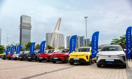 250 chiếc VinFast Limo Green đồng loạt bàn giao khắp 3 miền