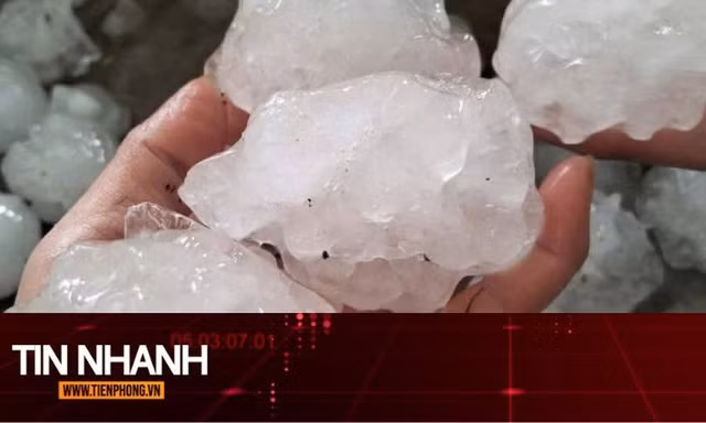 TIN NHANH: Mưa đá liên tiếp ở các địa phương có phải bất thường?
