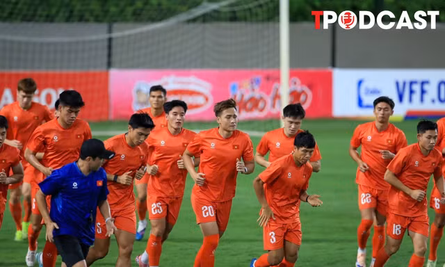 NÓNG 7/8: Lý do 5 ngôi sao đội tuyển Việt Nam bất ngờ bỏ tập chiều 6/8