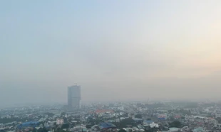 Chất lượng không khí TPHCM tiếp tục ở mức báo động