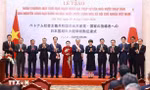 Nguyên Tổng Bí thư Nông Đức Mạnh, nguyên Thủ tướng Nguyễn Tấn Dũng nhận Huân chương Mặt trời mọc